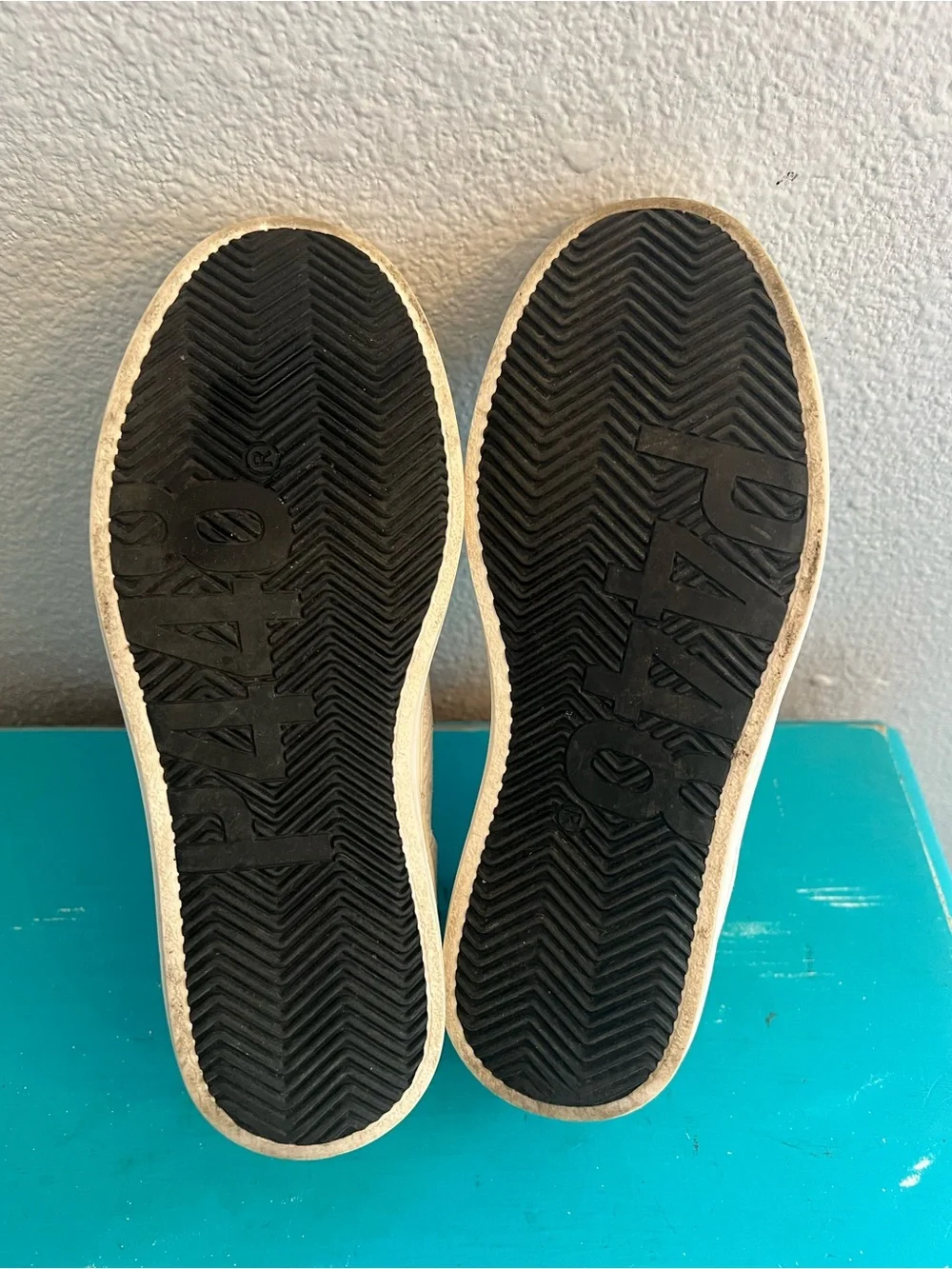 P448 John-W Dusty Giraffe Sneakers Calf Hair Size 36